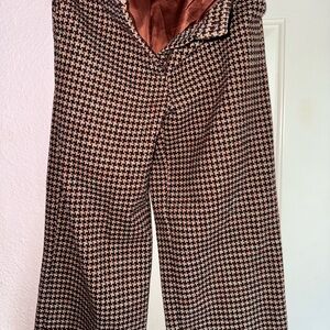 Stylish Houndstooth women’s Pants with silk inside !